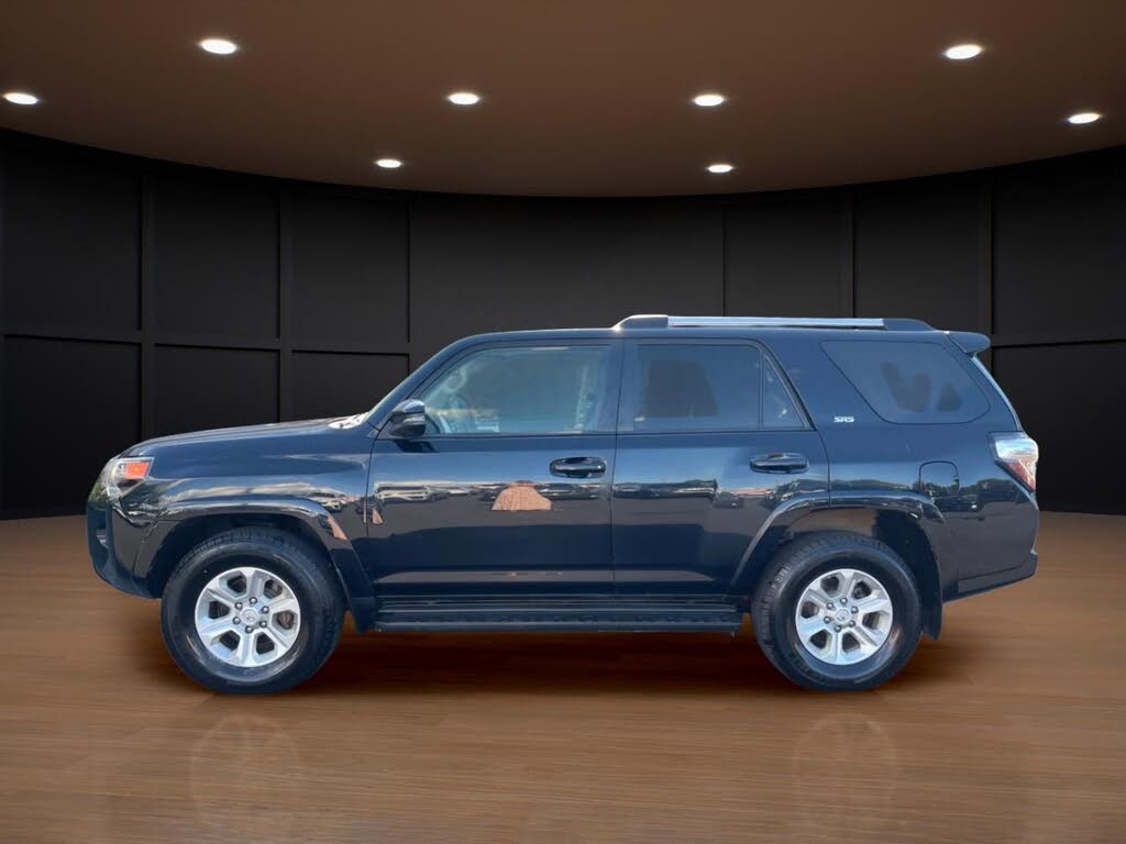 2019 Toyota 4Runner SR5 4WD