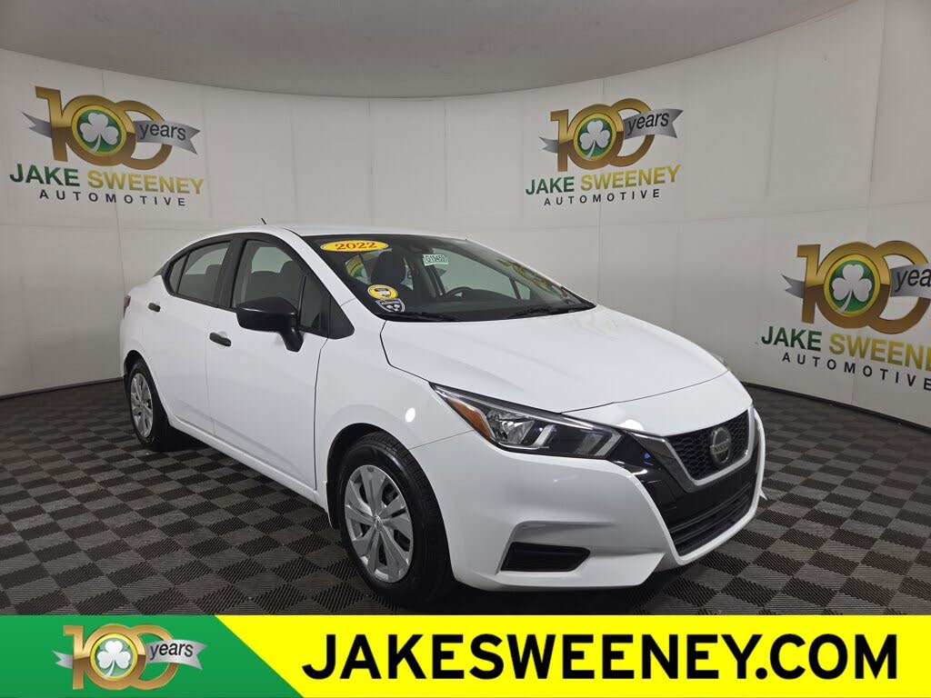 2022 Nissan Versa S FWD