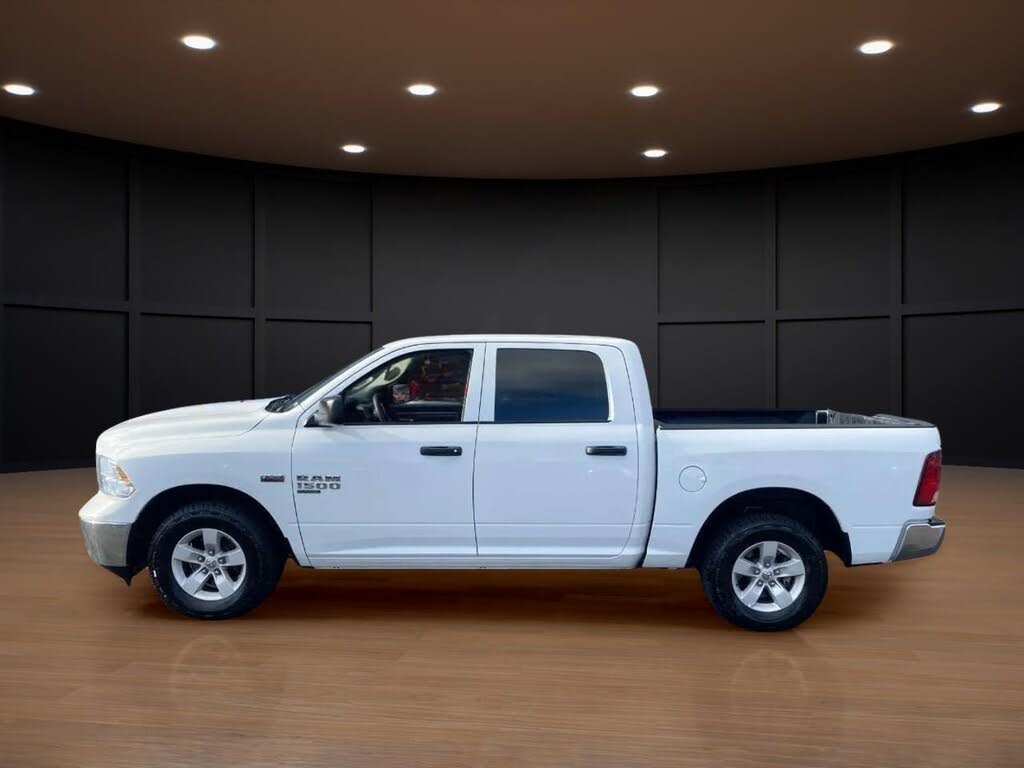 2023 RAM 1500 Classic SLT Crew Cab 4WD