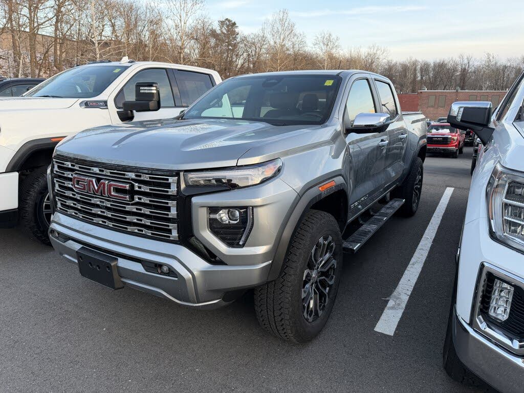 2025 GMC Canyon Denali Crew Cab 4WD