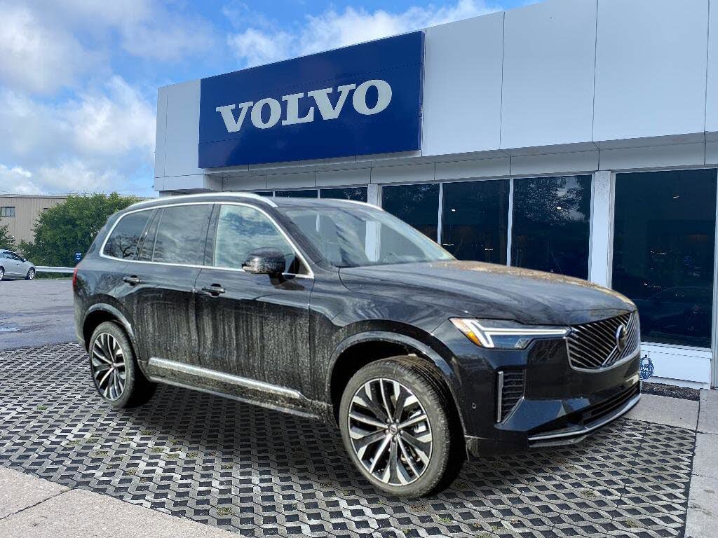 2026 Volvo XC90 B6 Plus 6-Passenger AWD