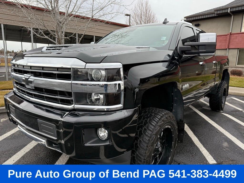 2018 Chevrolet Silverado 2500HD High Country Crew Cab 4WD