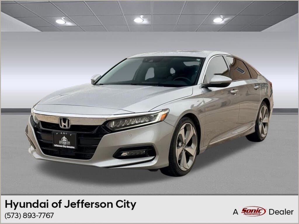 2018 Honda Accord 2.0T Touring FWD