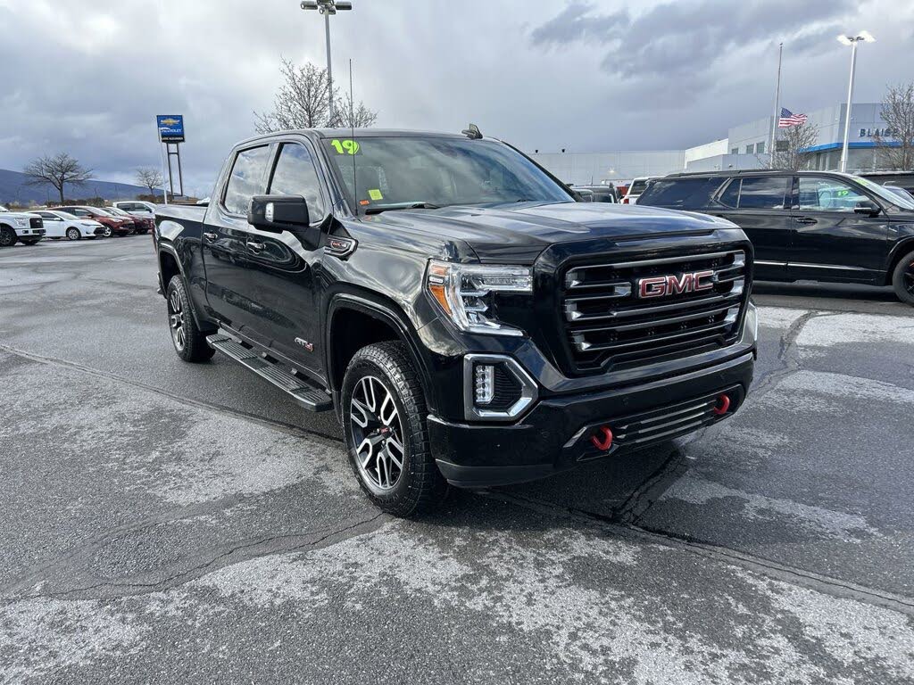 2019 GMC Sierra 1500 AT4 Crew Cab 4WD