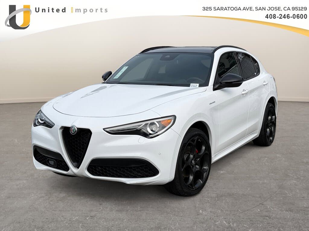 2022 Alfa Romeo Stelvio Veloce AWD