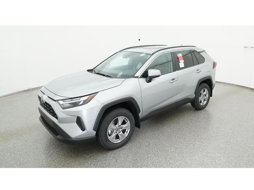 2025 Toyota RAV4 XLE AWD