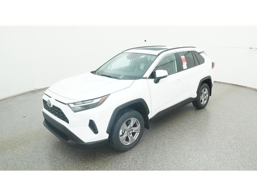 2025 Toyota RAV4 XLE AWD