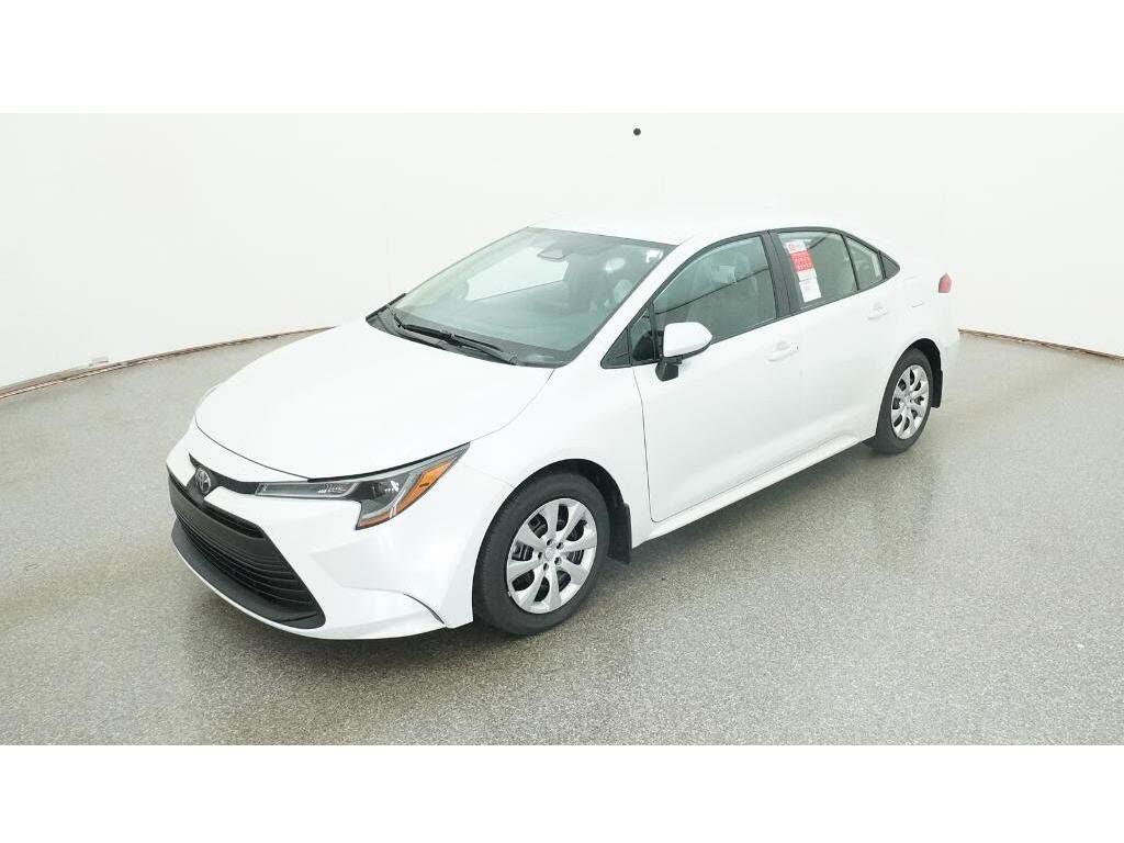 2026 Toyota Corolla LE FWD