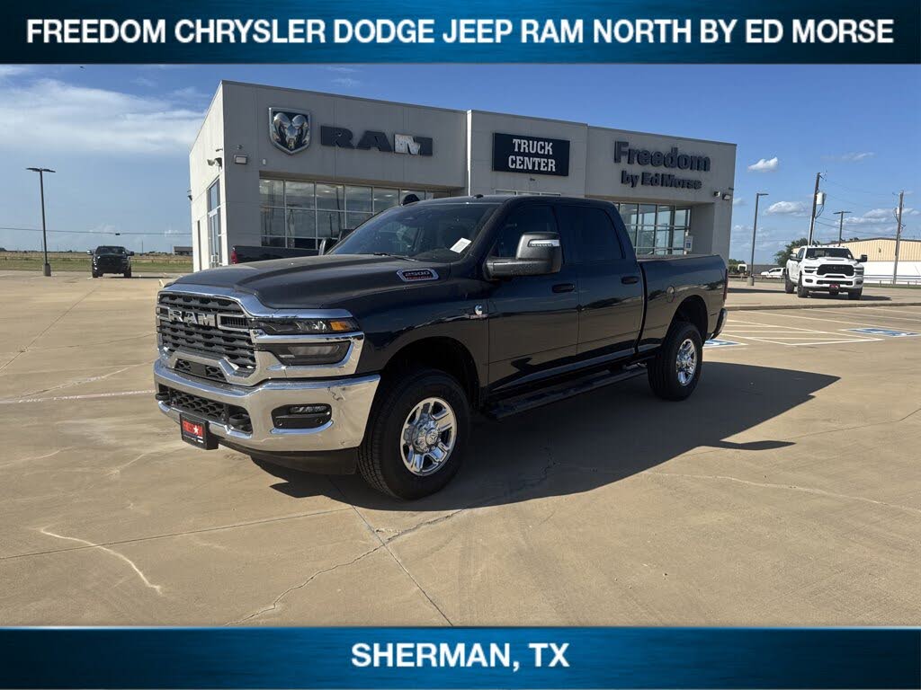 2025 RAM 2500 Tradesman Crew Cab 4WD