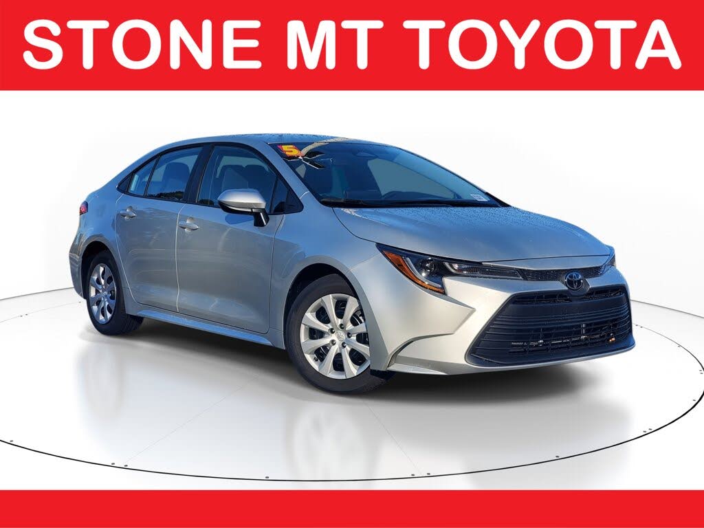2025 Toyota Corolla LE FWD