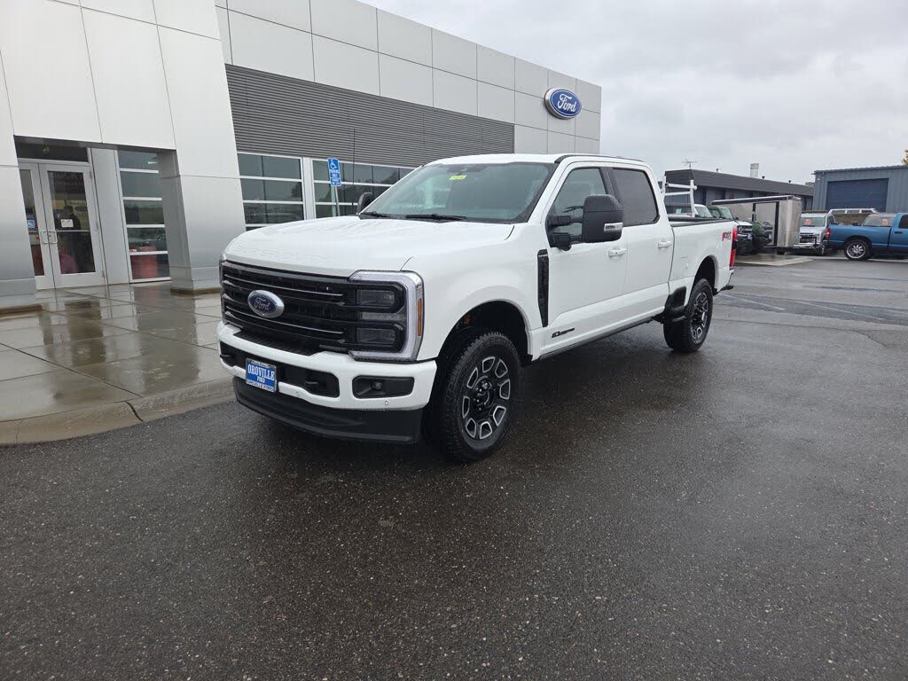 2026 Ford F-250 Super Duty Platinum Crew Cab 4WD