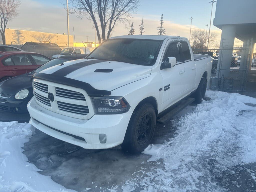 RAM 1500 Sport Quad Cab 4WD 2015
