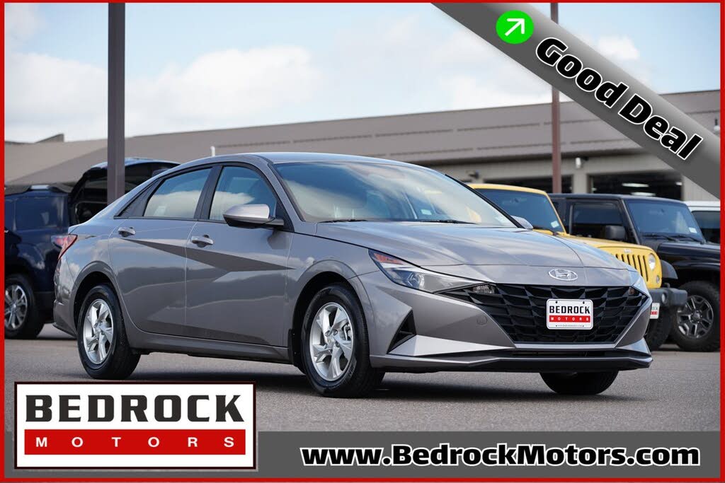 2023 Hyundai Elantra SE FWD