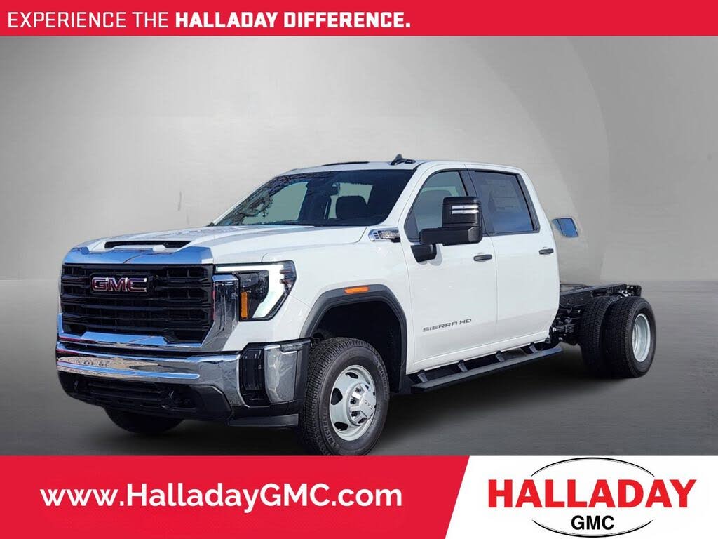 2025 GMC Sierra 3500HD Chassis Pro Crew Cab 4WD