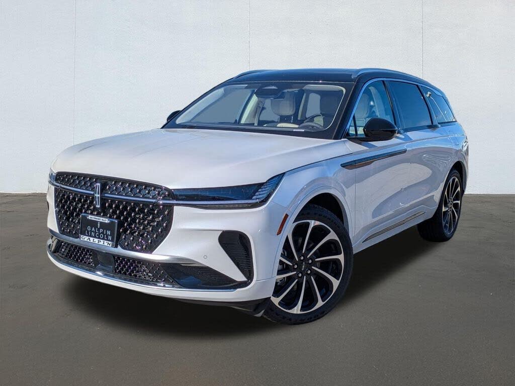 2026 Lincoln Nautilus Hybrid Black Label AWD