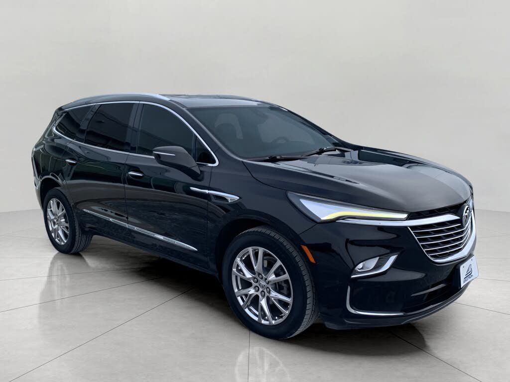 2023 Buick Enclave Essence AWD