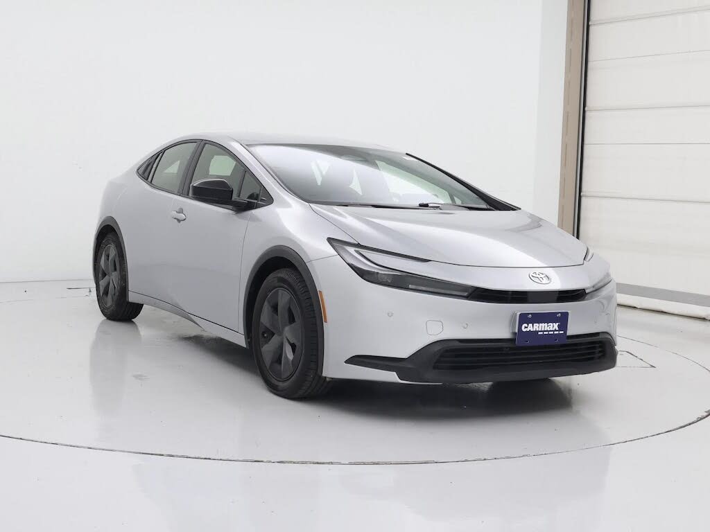 2023 Toyota Prius LE FWD
