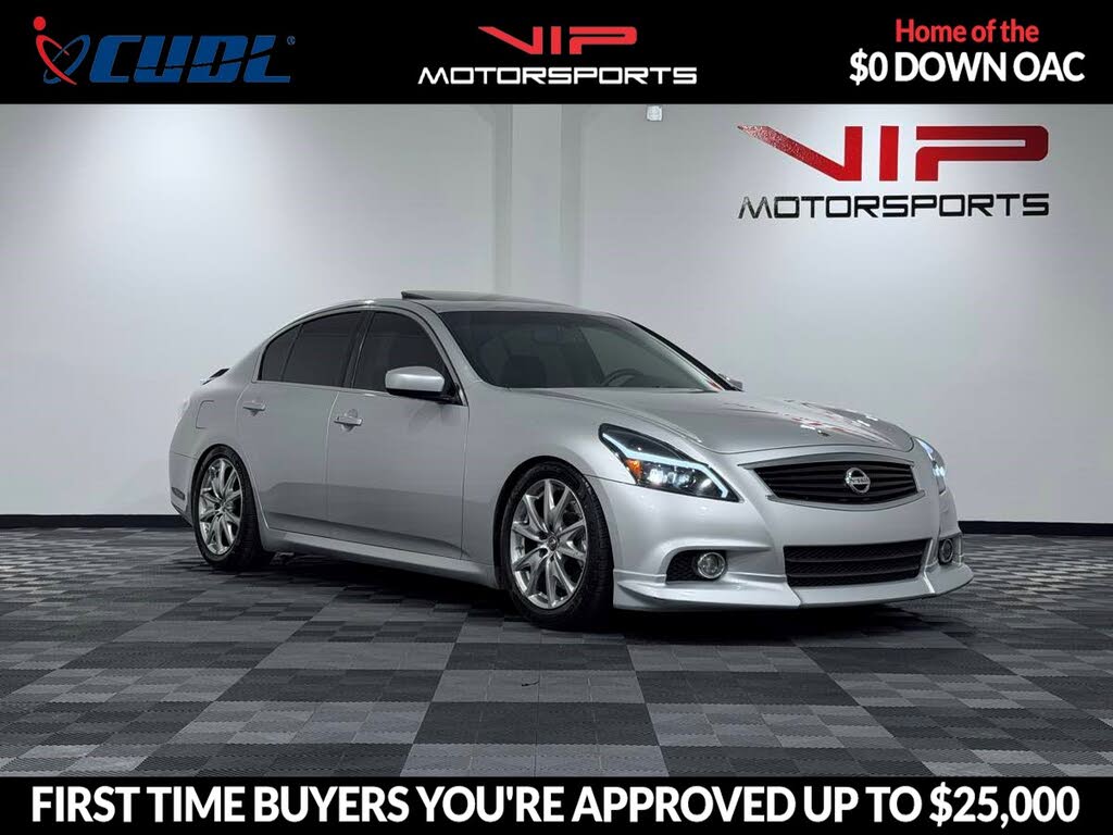 2011 INFINITI G37 Journey Sedan RWD