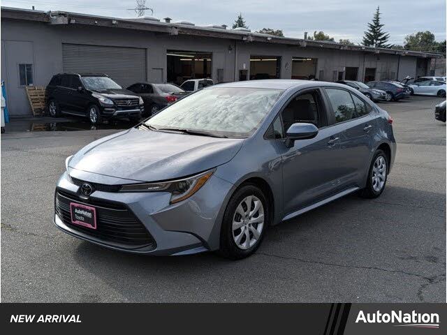 2023 Toyota Corolla LE FWD