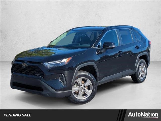 2023 Toyota RAV4 XLE FWD
