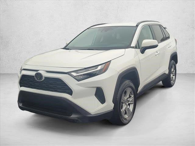 2024 Toyota RAV4 XLE FWD