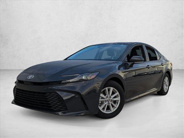 2025 Toyota Camry LE FWD