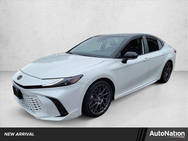 2025 Toyota Camry XSE FWD