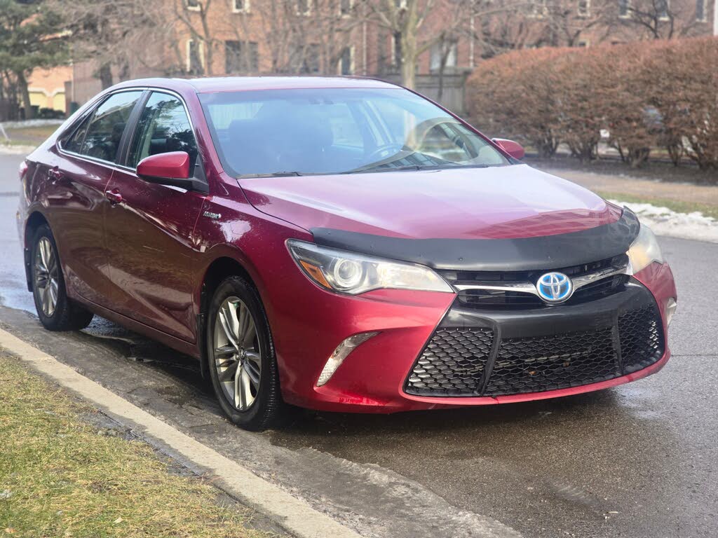 2015 Toyota Camry Hybrid SE FWD