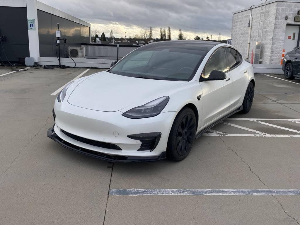 2021 Tesla Model 3 Standard Range Plus RWD
