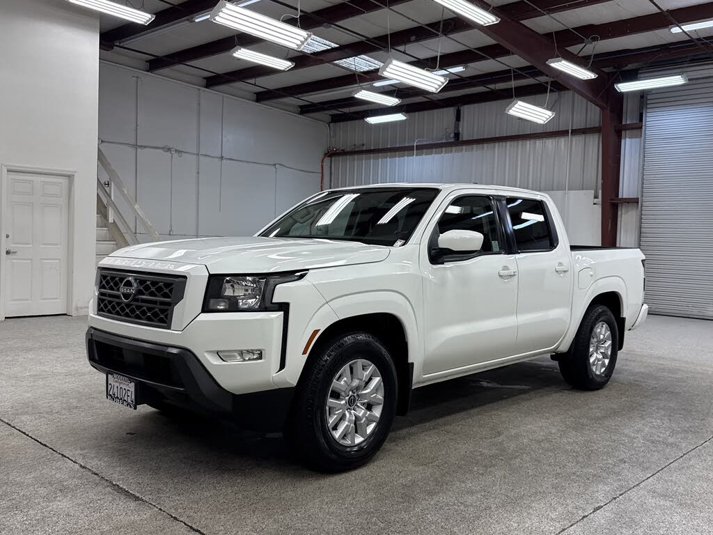 2024 Nissan Frontier SV Crew Cab RWD