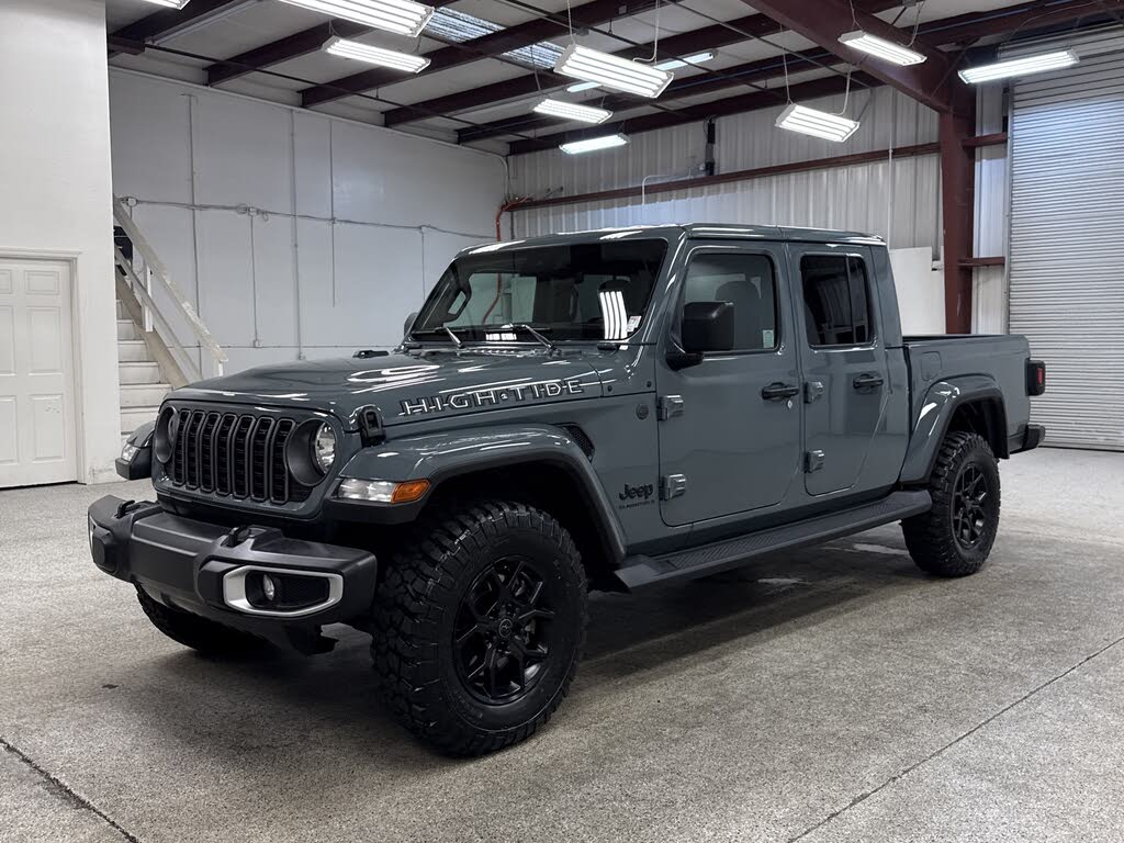 2025 Jeep Gladiator High Tide Crew Cab 4WD