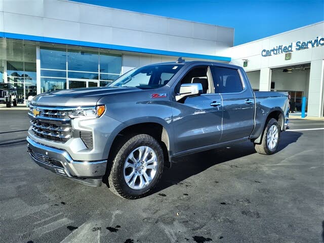 2026 Chevrolet Silverado 1500 LTZ Crew Cab 4WD
