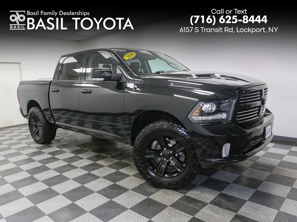 2016 RAM 1500 Sport Crew Cab 4WD