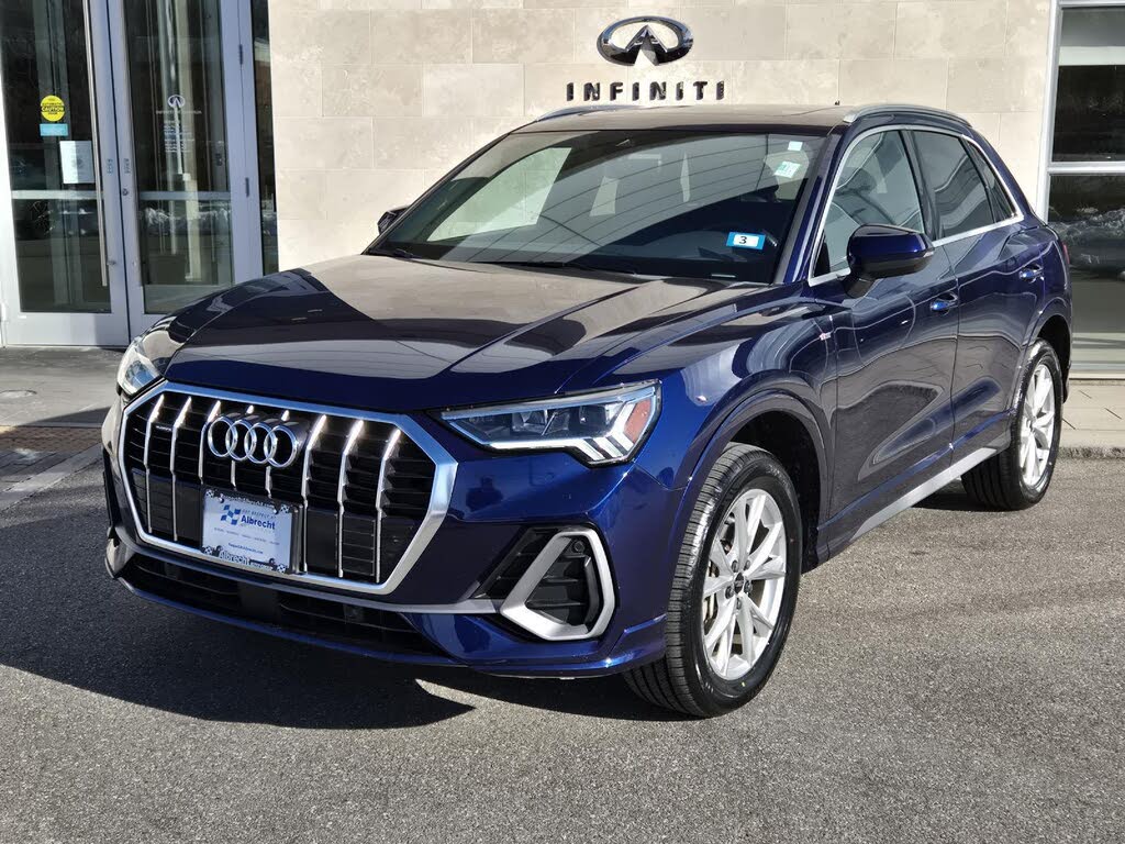 2024 Audi Q3 quattro Premium S Line 45 TFSI