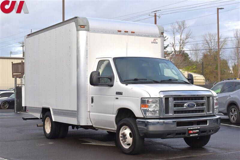 2016 Ford E-Series Chassis E-350 Super Duty 138 Cutaway RWD