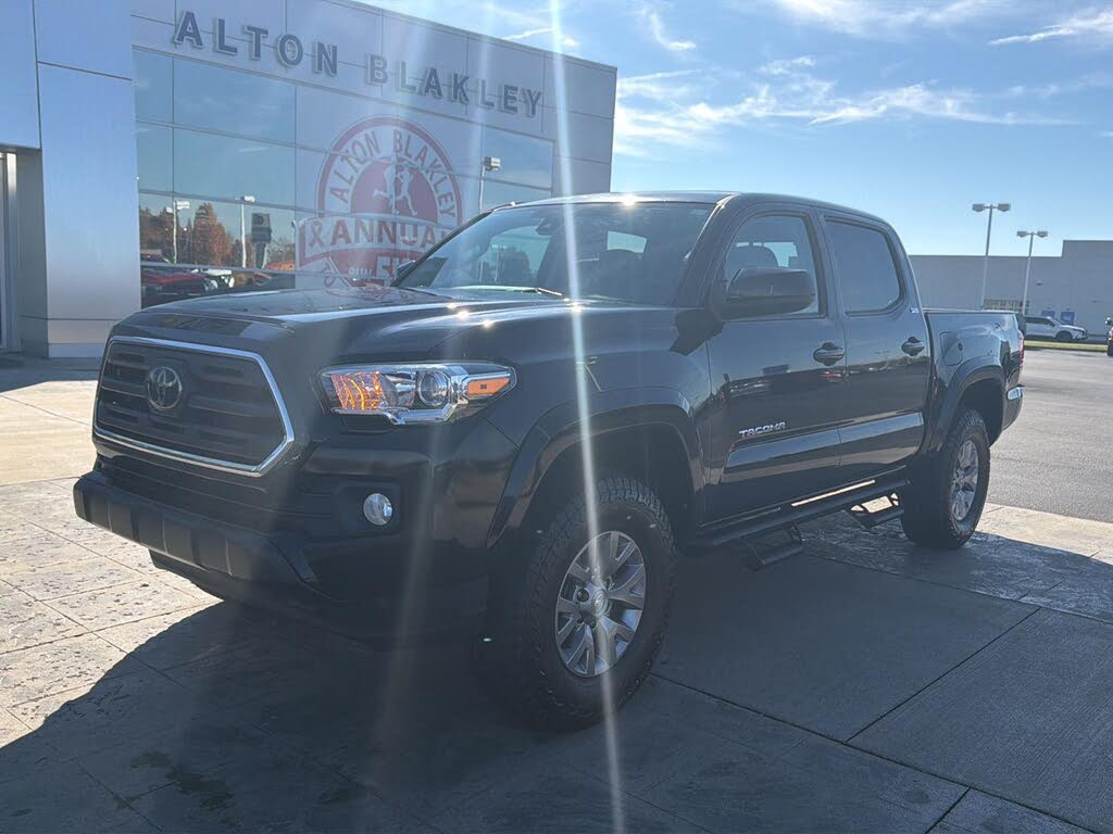 2018 Toyota Tacoma SR5 V6 Double Cab 4WD