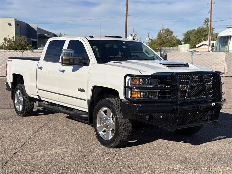 2019 Chevrolet Silverado 2500HD High Country Crew Cab 4WD