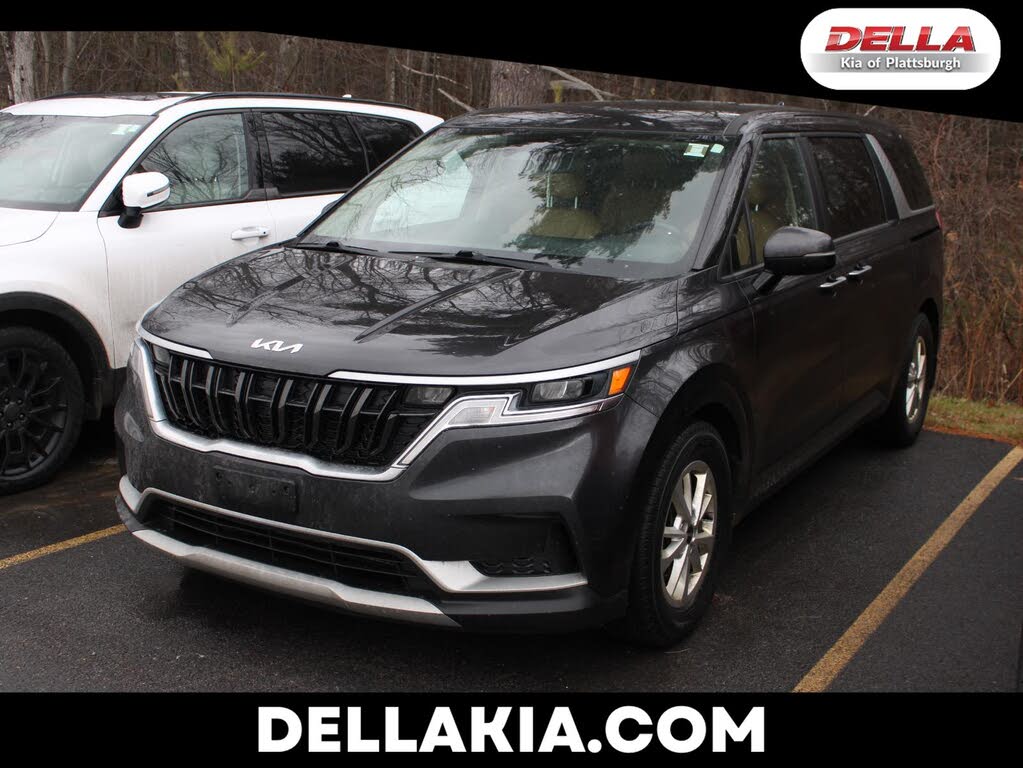 2022 Kia Carnival LX FWD