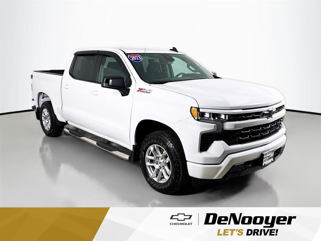 2023 Chevrolet Silverado 1500 RST Crew Cab 4WD