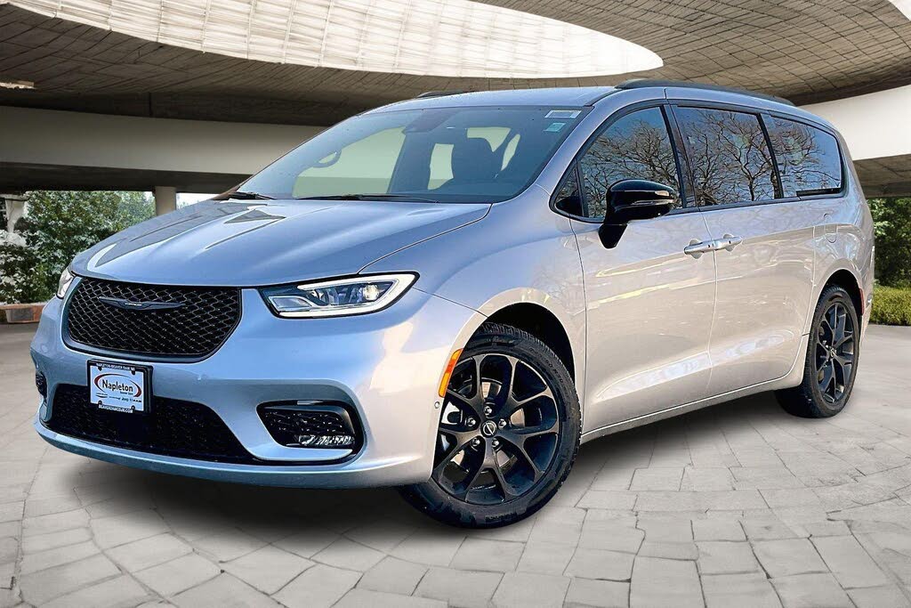 2026 Chrysler Pacifica Select FWD