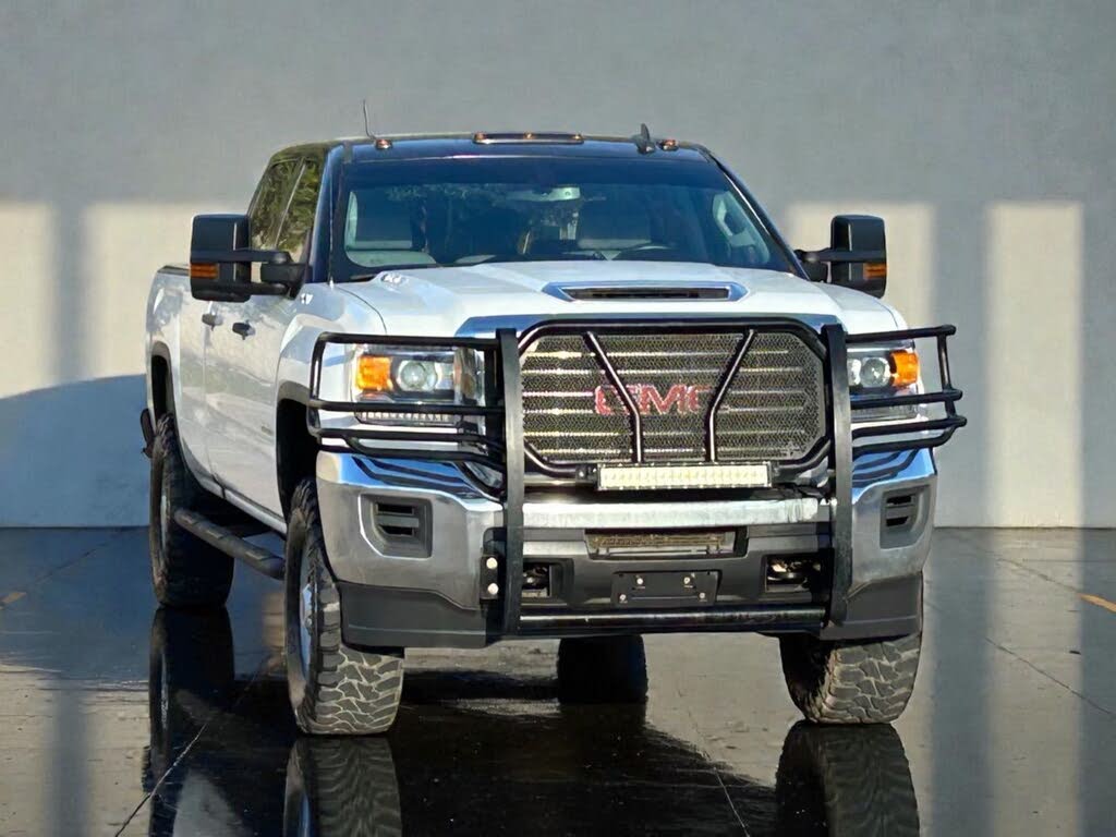 2019 GMC Sierra 2500HD Base Crew Cab 4WD