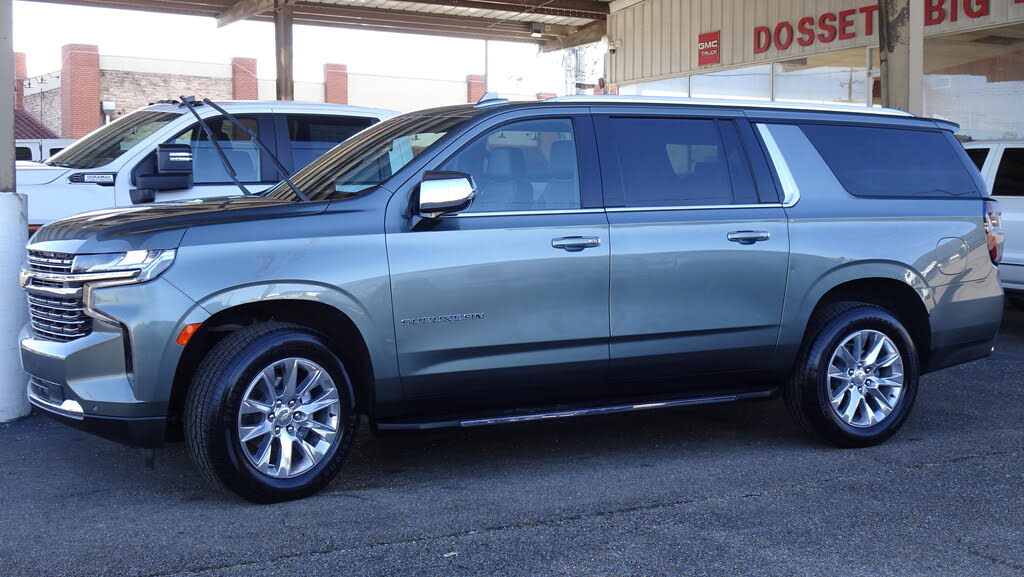 2023 Chevrolet Suburban Premier RWD