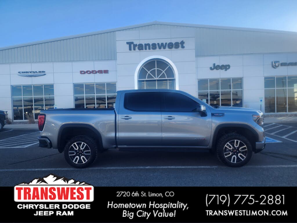 2024 GMC Sierra 1500 AT4 Crew Cab 4WD