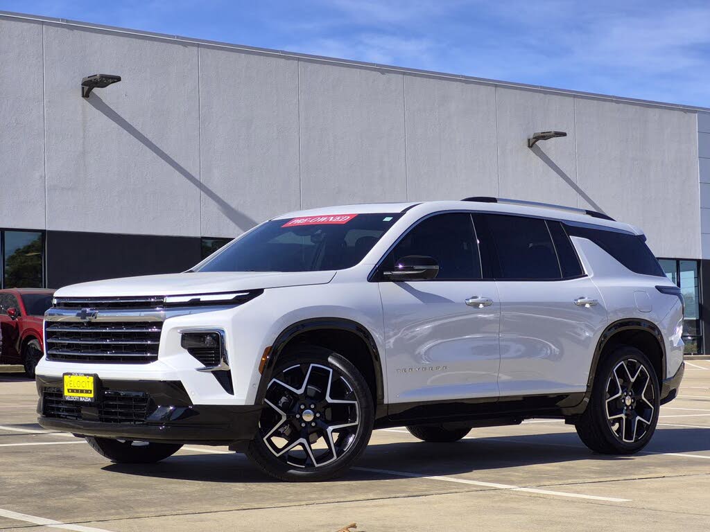 2025 Chevrolet Traverse High Country 4WD