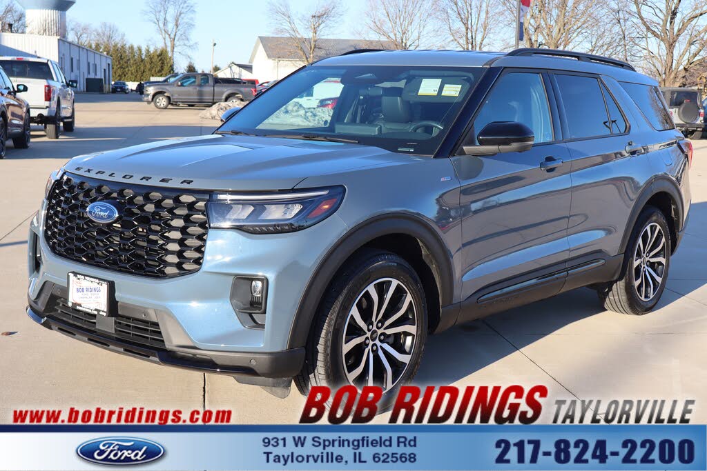 2025 Ford Explorer ST-Line AWD