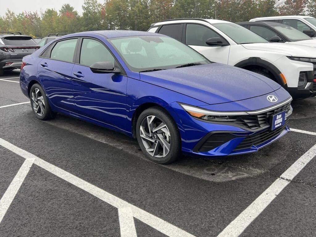 2025 Hyundai Elantra SEL Sport FWD