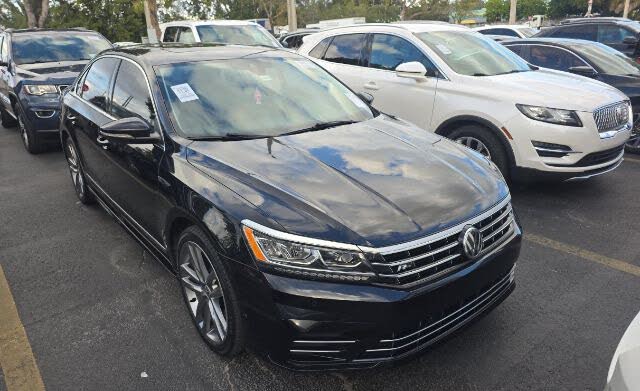 2019 Volkswagen Passat 2.0T SE R-Line FWD