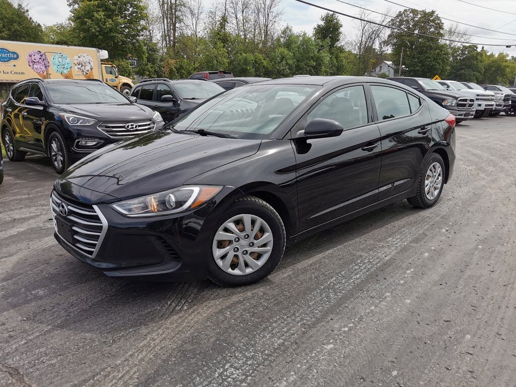 Hyundai Elantra SE FWD 2018