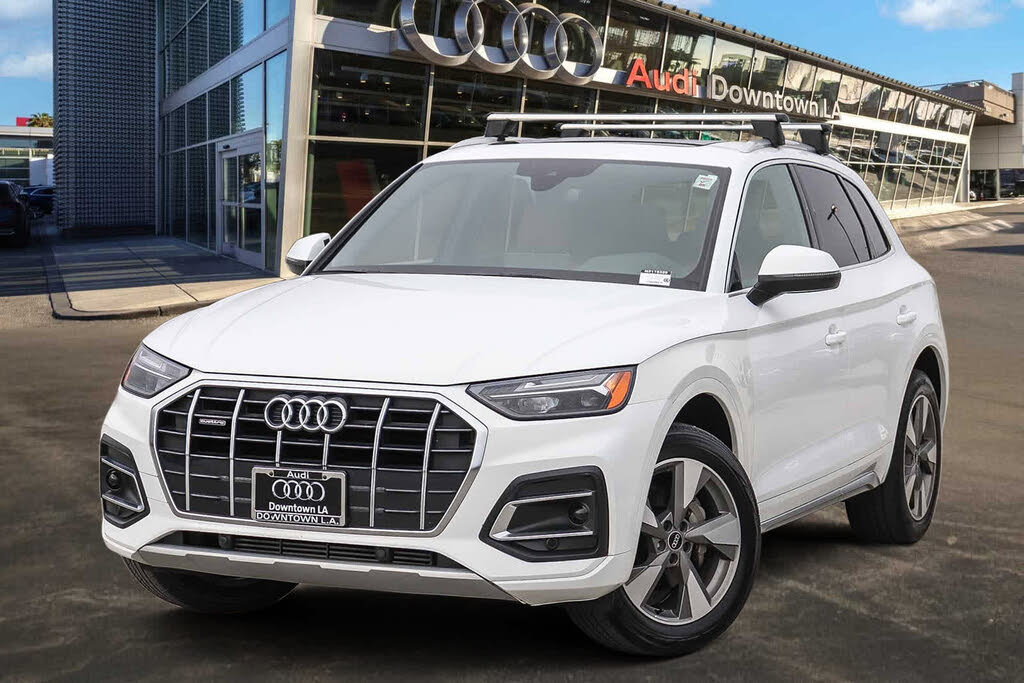 2022 Audi Q5 quattro Premium 40 TFSI