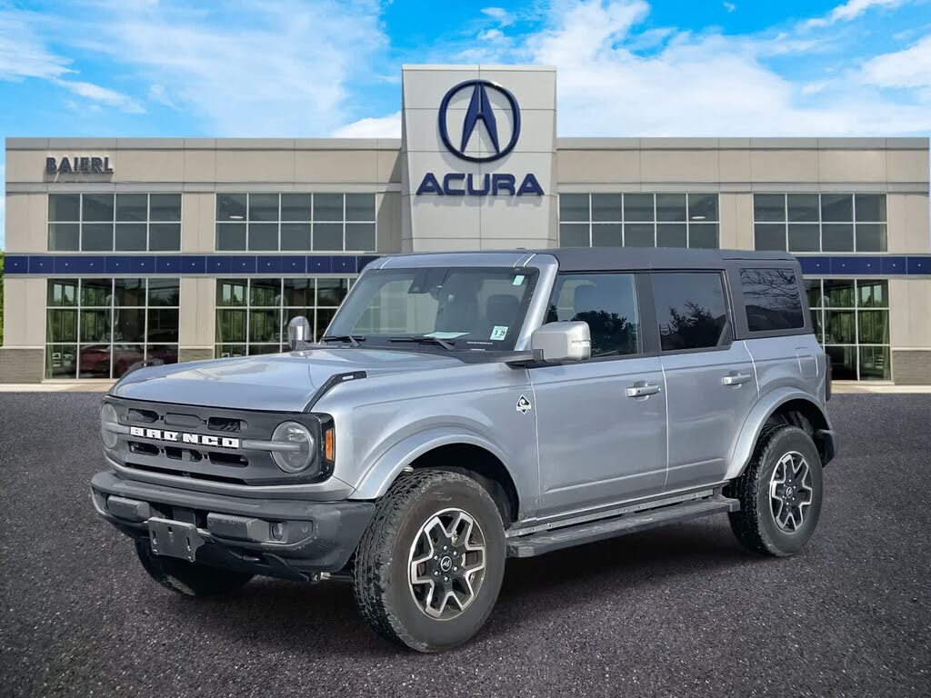 2023 Ford Bronco Outer Banks 4-Door 4WD
